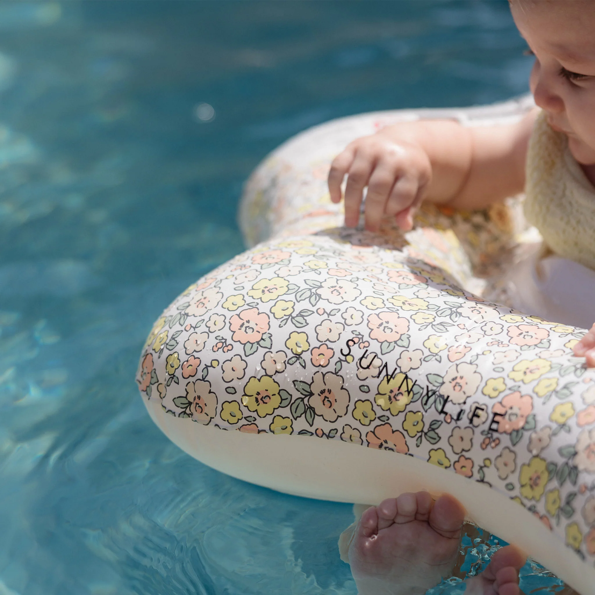 Baby Seat - Into the Garden Ditsy Floral - Image 3