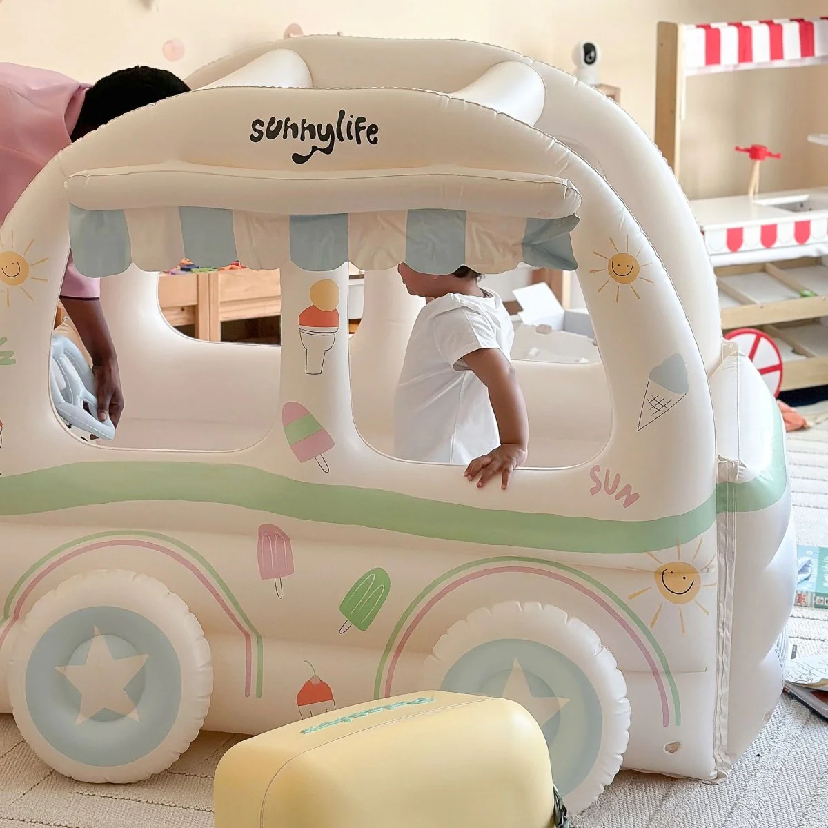 Inflatable Cubby - Image 5