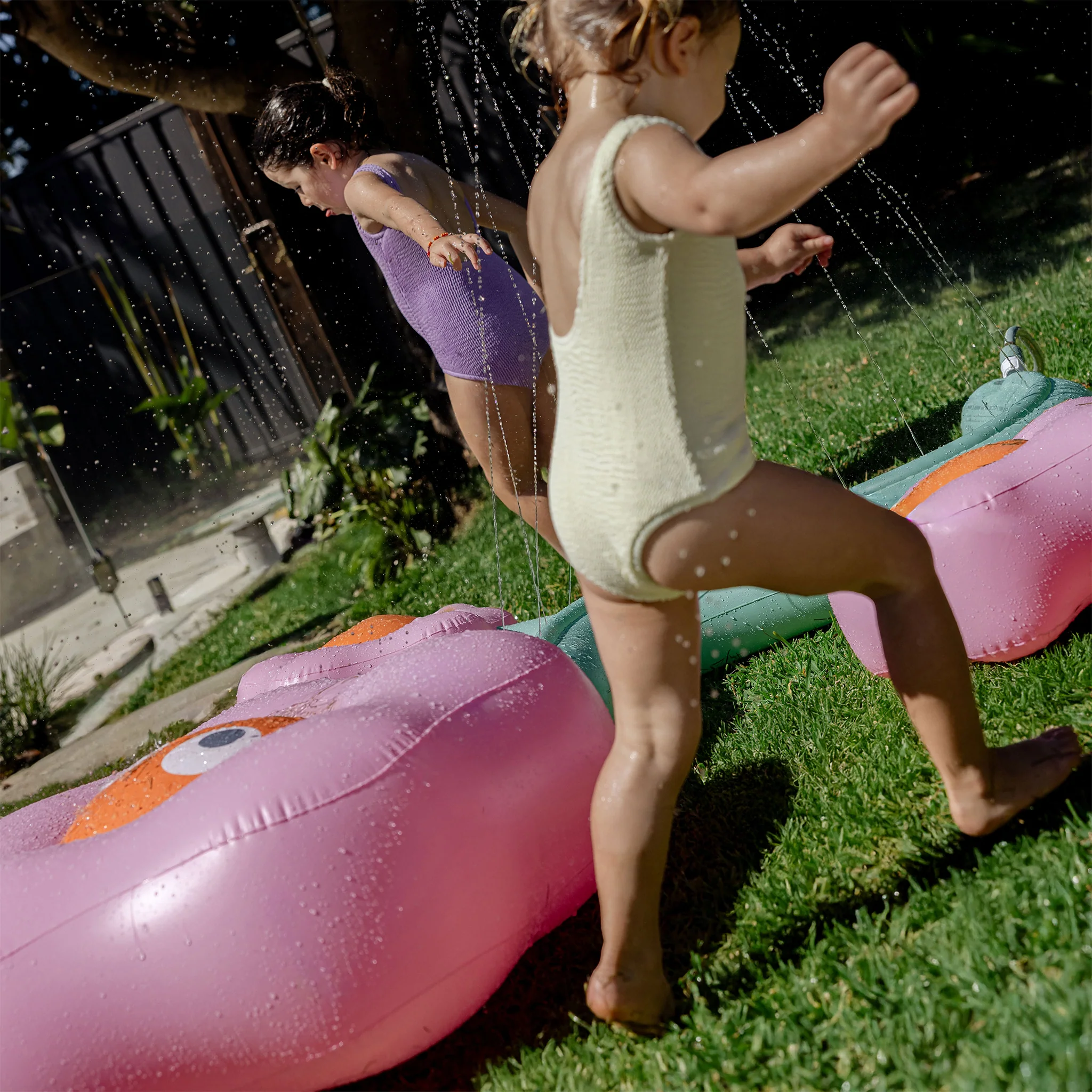 Inflatable Sprinkler - Poppy the Peach - Image 4
