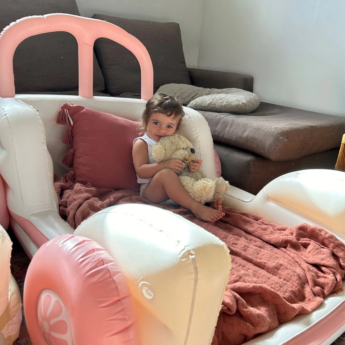 Kids Air Mattress - Summer Van - Image 12