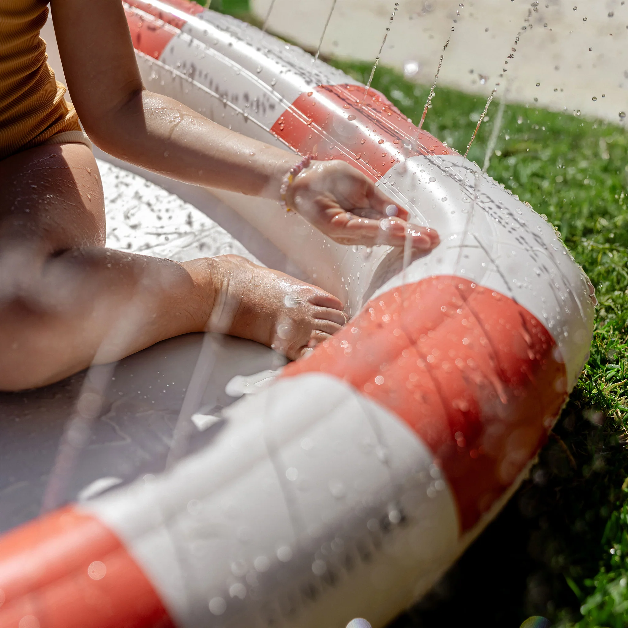 Kids Sprinkler Mat - Poppy the Peach - Image 4