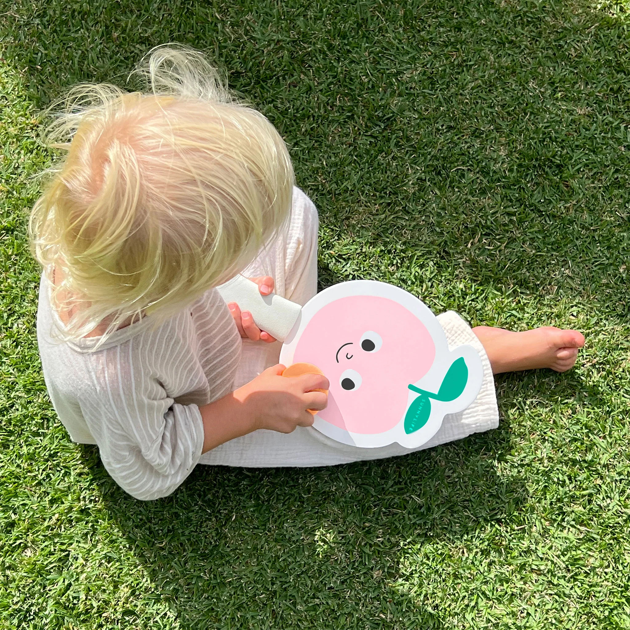 Kids Velcro Beach Bats - Poppy the Peach - Image 4