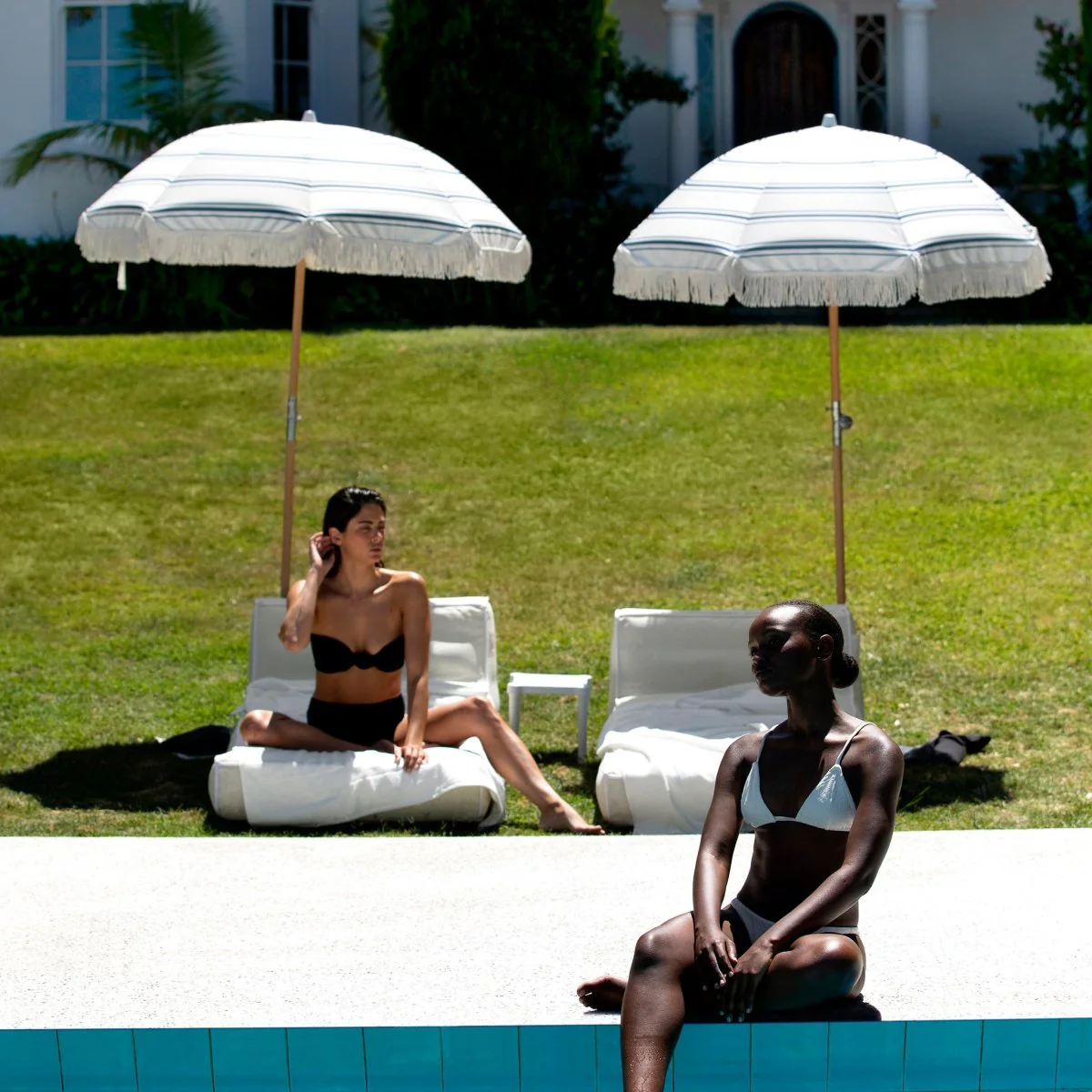 Luxe Beach Umbrella - The Resort - Image 6