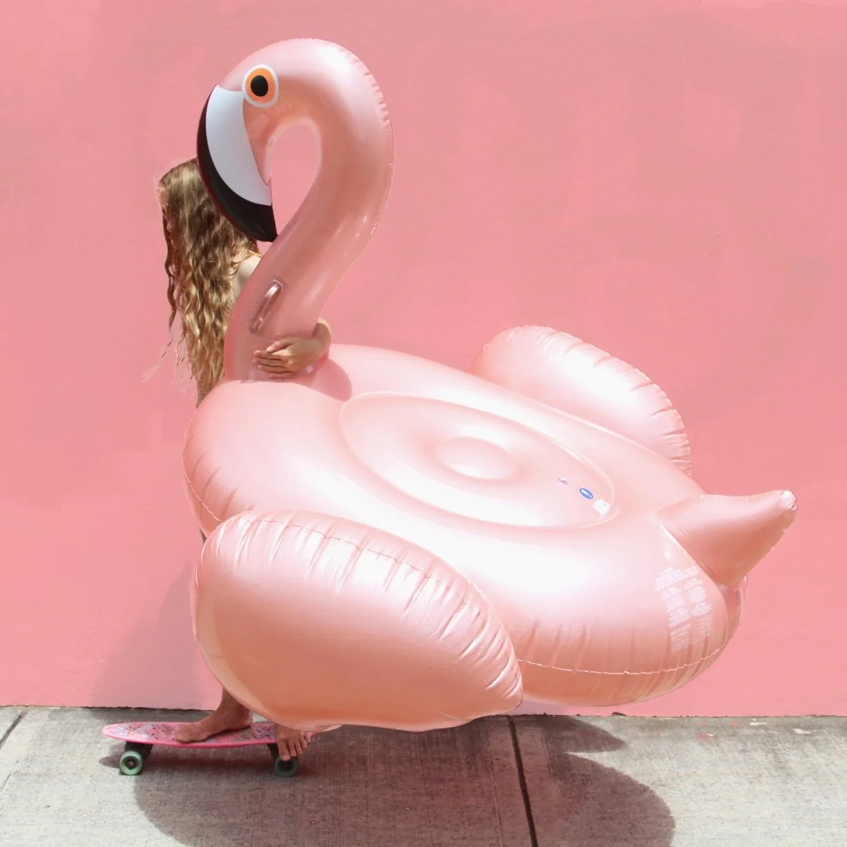 Luxe Ride-On Flamingo Float - Image 5