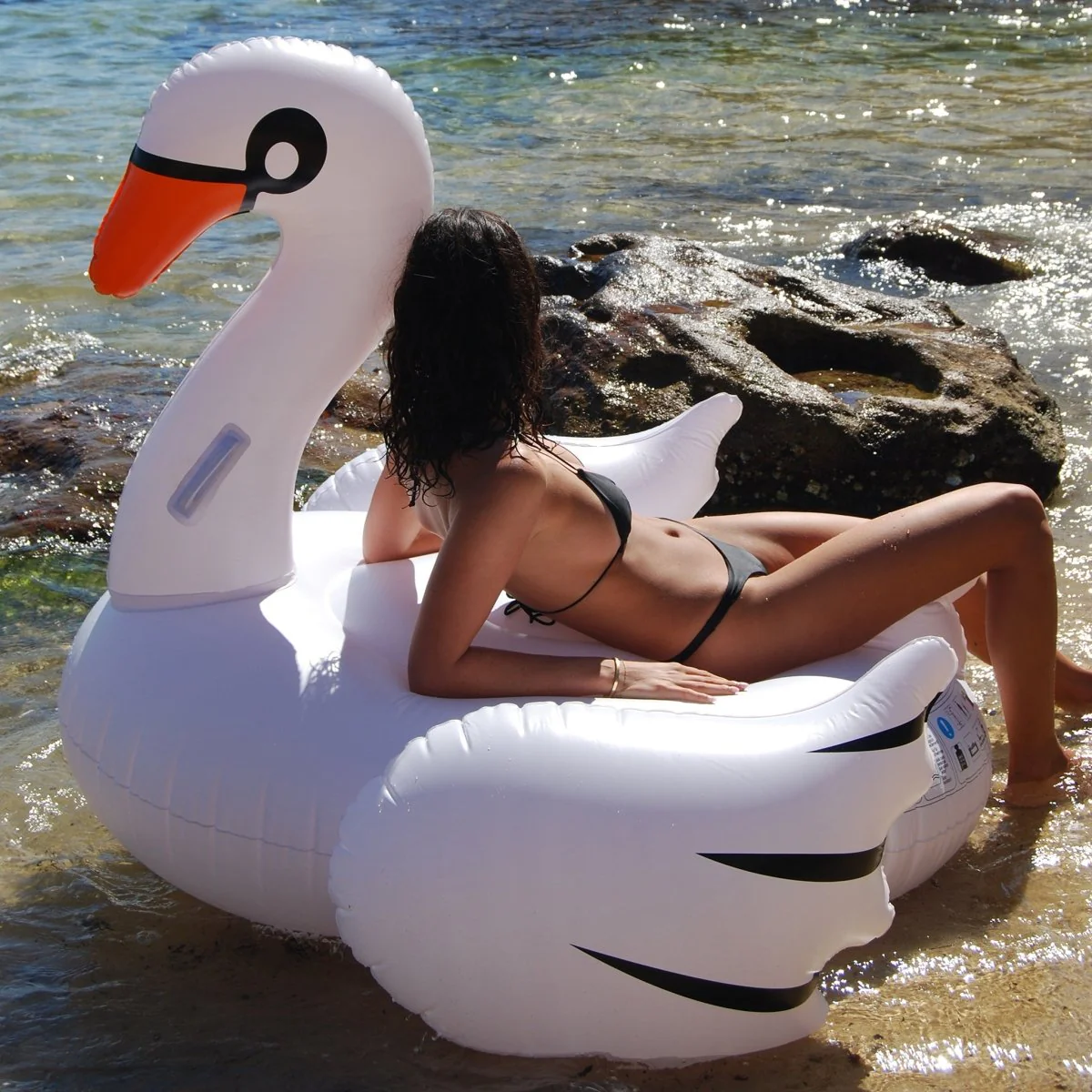 Original Luxe Ride-On Float Swan - Image 7